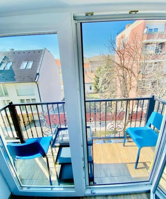 Lemon Premium Apartment Сегед Экстерьер фото